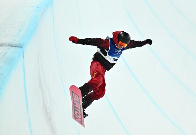 世界杯app下载-突破！王梓阳闯入单板滑雪男子U型场地技巧决赛