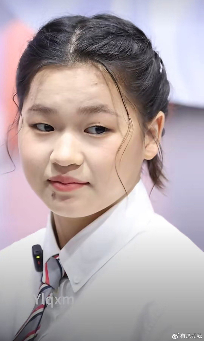 世界杯官方直播软件下载入口-又胖了，亮相上海，全红婵发声，官宣决定，家人支持，陈若琳祝福|全运会|跳水队|运动员|广告|田亮_新浪体育_新浪新闻